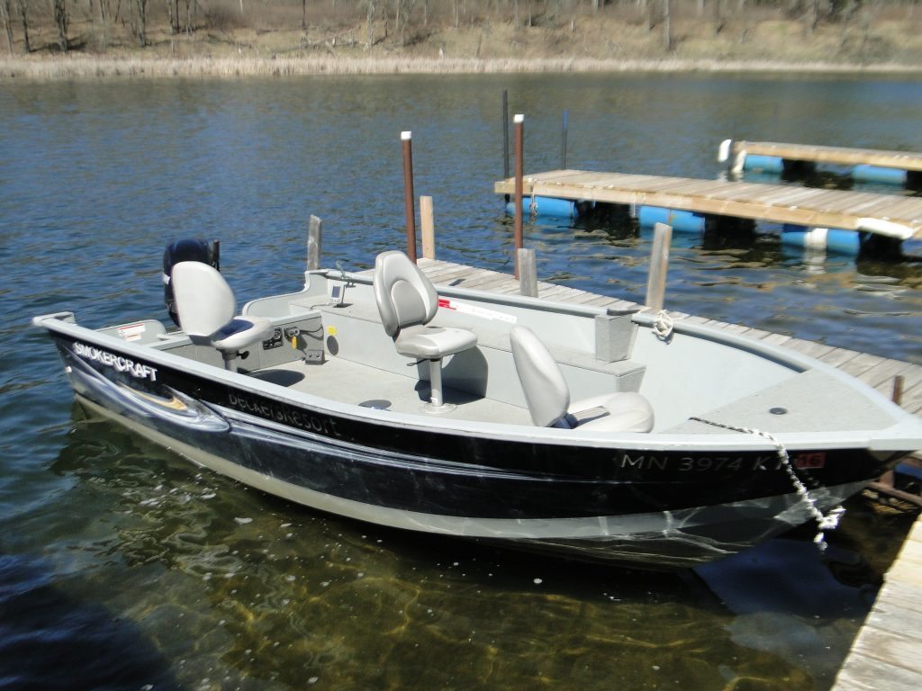 Marina & Boat Rentals Becker's Resort on Lake Winnie
