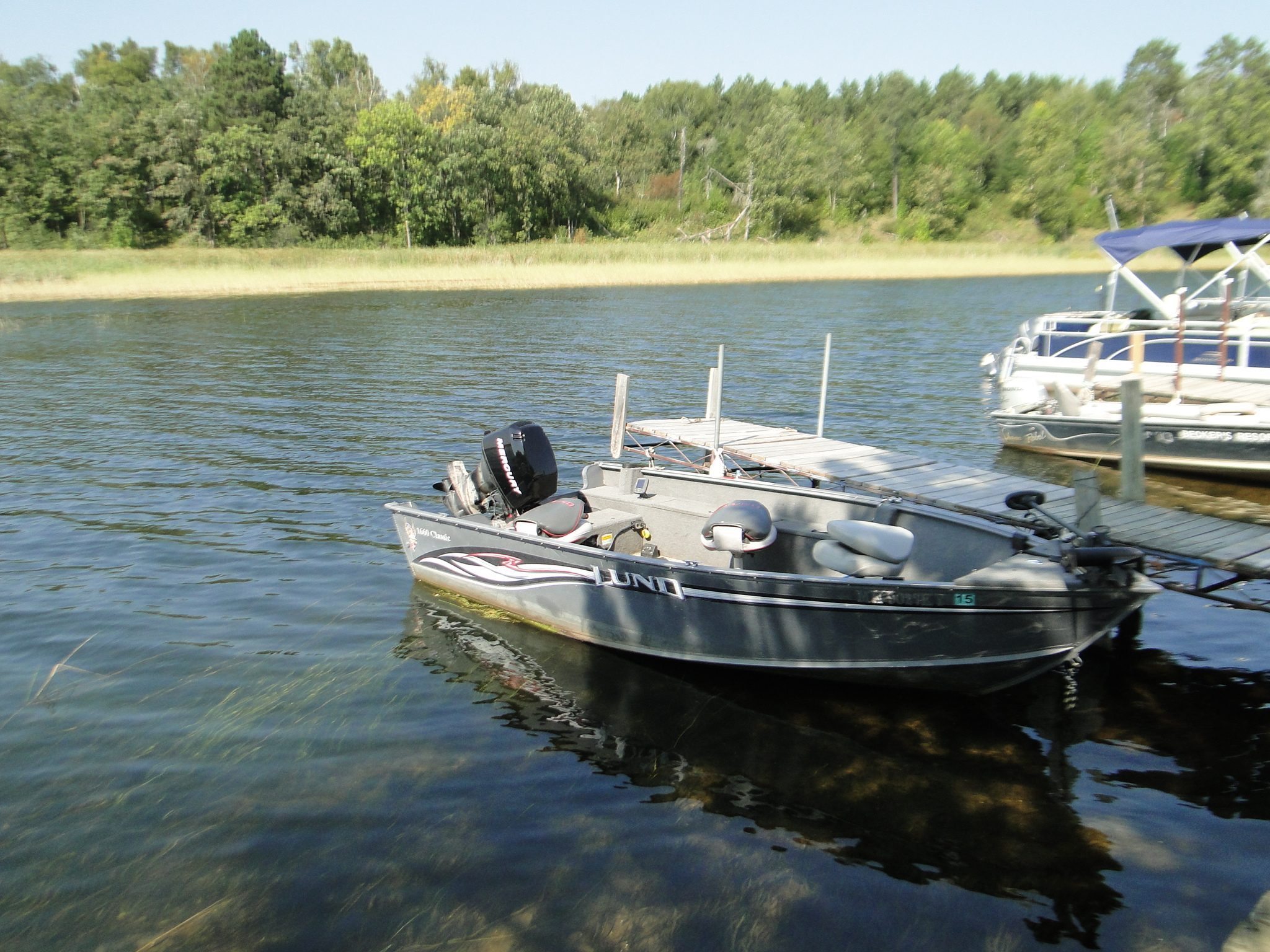 Marina & Boat Rentals Becker's Resort on Lake Winnie
